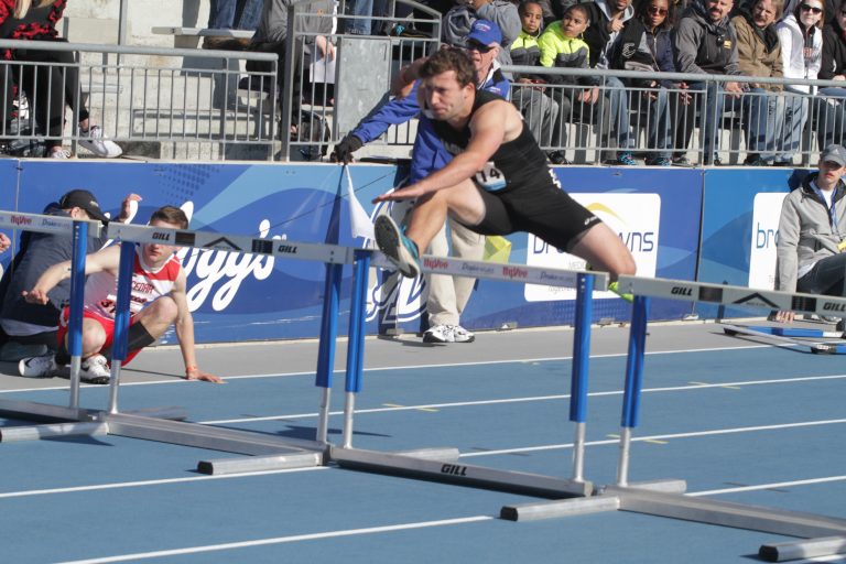 Hawks place 9th, Jaguars finish 12th in shuttle hurdle relay