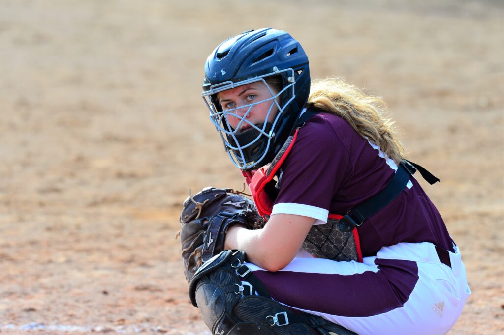 Ankeny phenom Johnson ranked No. 40 softball prospect in Class of 2024