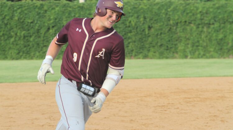 Brody Brecht chooses Iowa over MLB, Ankeny teammate Weston Fulk