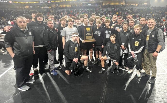 ‘We’ve just got to learn from it’: Jaguars finish 8th in 3A duals tournament