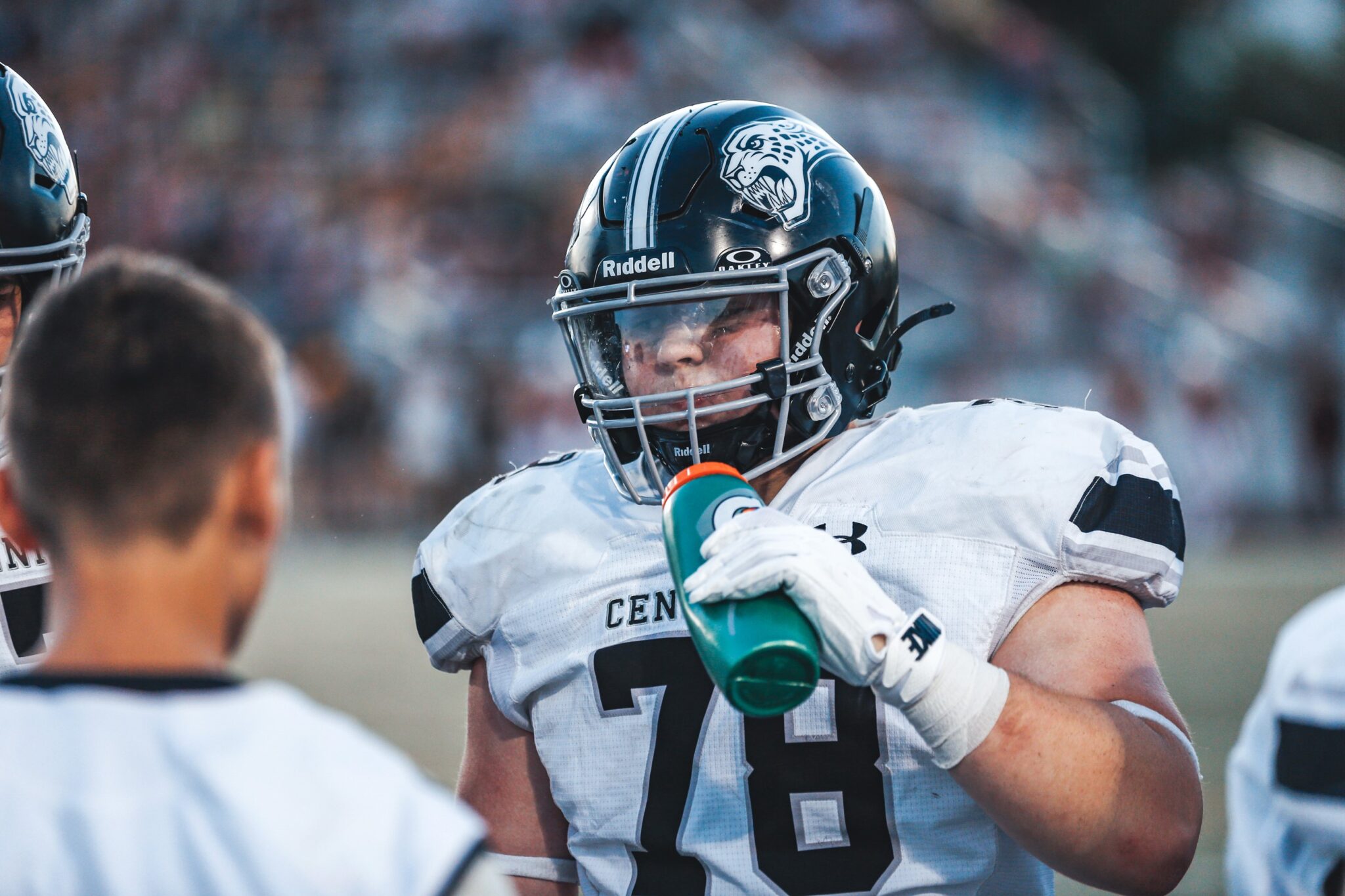 Centennial lineman Juravich commits to play football at William Jewell