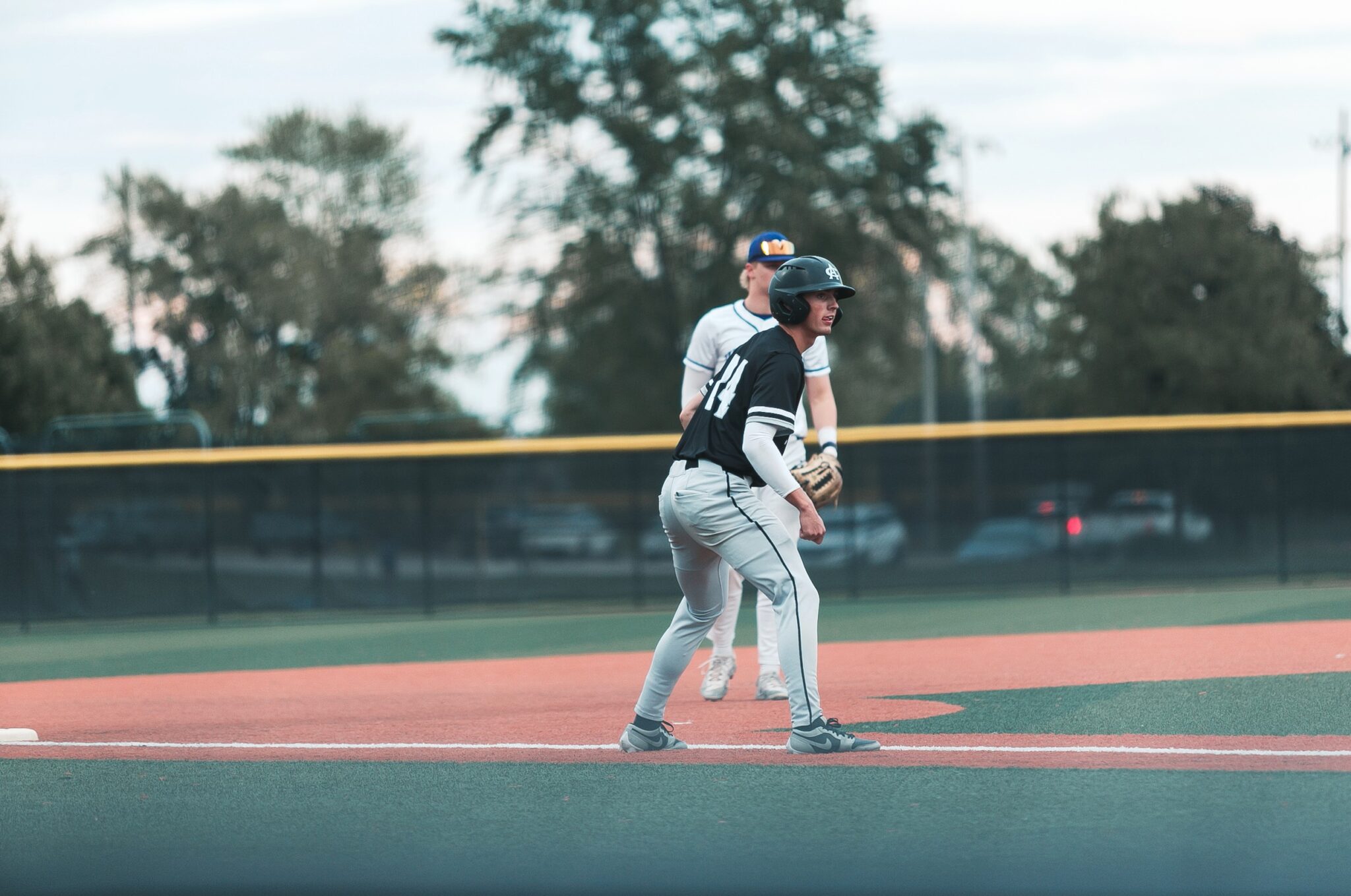 Jaguars’ late rally falls short as No. 4 Waukee holds on to remain unbeaten